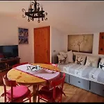Maison Venera - Relax Appartaments In Apartament *